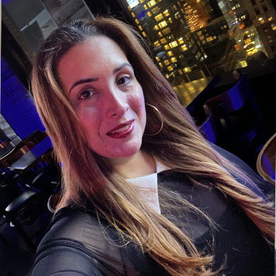 Luz Massol, Office Manager